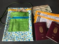 Sy nemt taske til pas og billetter - Gratis DIY