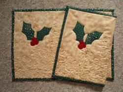 Dækkeserviet med kristjørne mønster