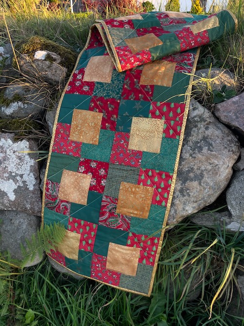 Juleløber syet efter Grindsted tæppet