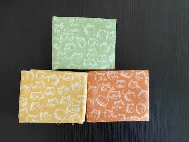 Katte på patchworkstof - 3 stk/FQ