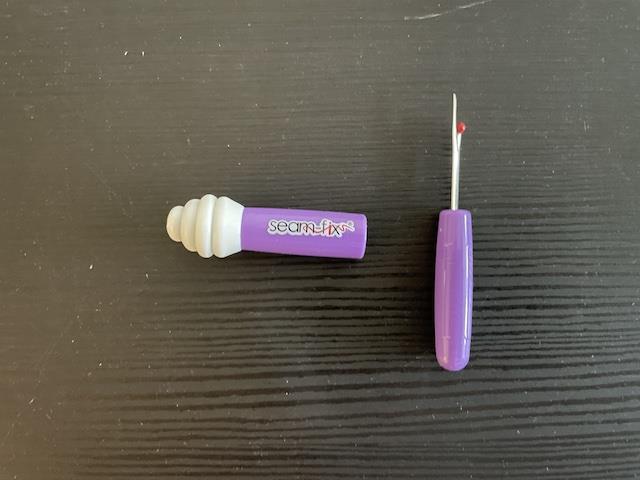 Seam-fix mini opsprætter i lilla – praktisk og funktionel til patchwork og syning