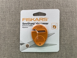 Mini Sakse sliber fra Fiskars