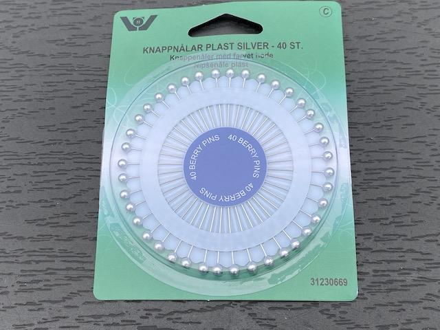 Knappenåle med plast sølv hoved