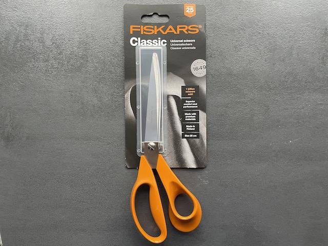 Fiskars Classic stor orange saks 25 cm – kraftfuld og præcis til patchwork, hobby og syning