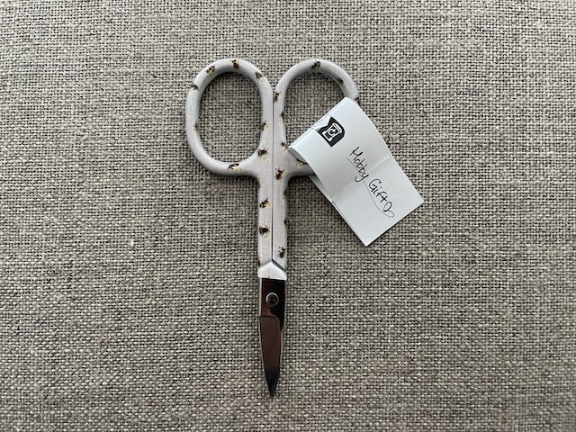 Spids saks 9 cm - Hvid med Bi