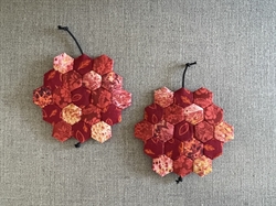 2 røde æbler i seks kanter - sykit