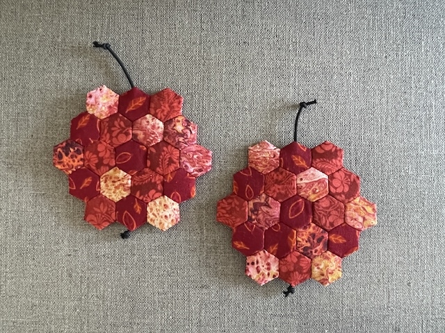 2 røde æbler i seks kanter - sykit