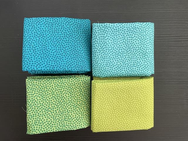 Uens prikker på patchworkstof - Grøn-turkis 4 stk/FQ 