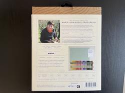 DMC Broderikit – Dogs in the garden af Marie-Dominique Procureur