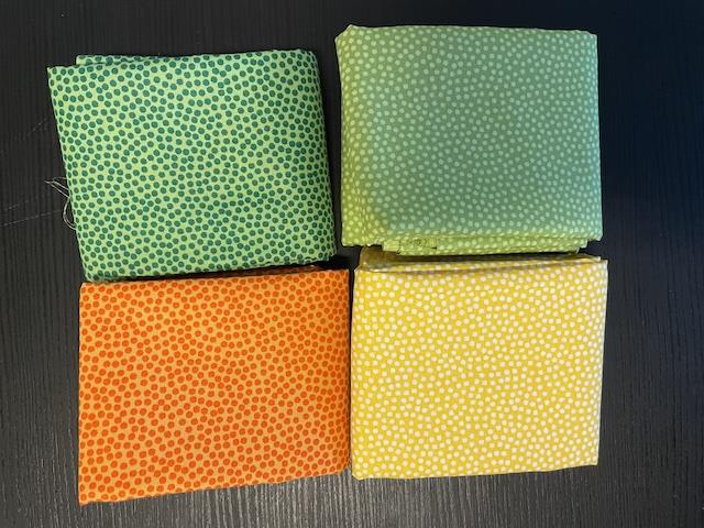 Uens prikker på patchworkstof - Grøn-gul 4 stk/FQ 