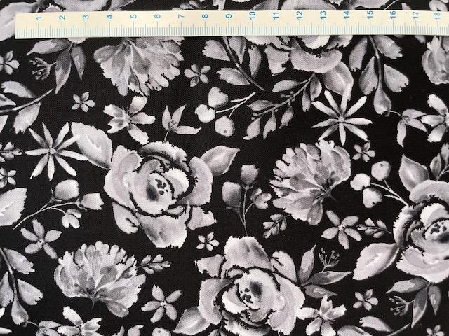 Misty morning  patchworkstof - sort store blomster