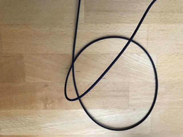 Anoraksnor elastik 2 mm til mundbind - ca 4 m Mørkeblå