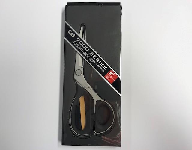 Kai Professionel Skræddersaks 8"/21 cm - Luksus Kvalitet til Højre Hånd