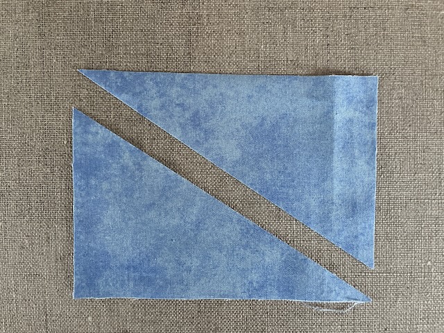 nexø. sort hvid blå restetæppe