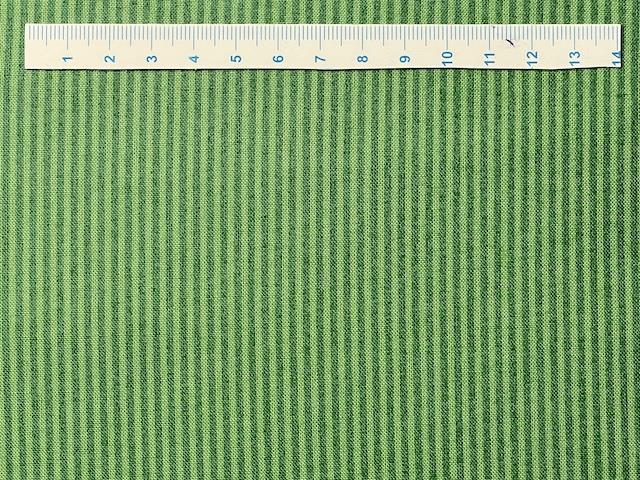Smalle striber på patchworkstof - Grøn