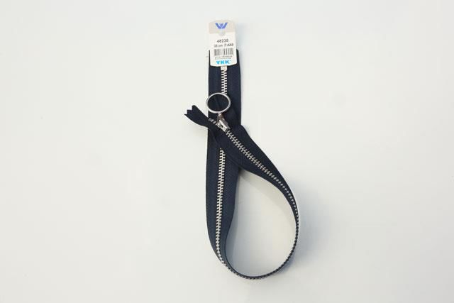 Ikke delbar metal 4 mm lynlås 35 cm fra YKK - M. blå