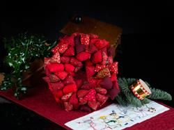 Og julen varer lige til påske - Stitchery bog af Lisbeth Nørbach