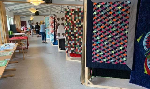 QUIP hos Freja Quilterne samme med HANNES patchwork