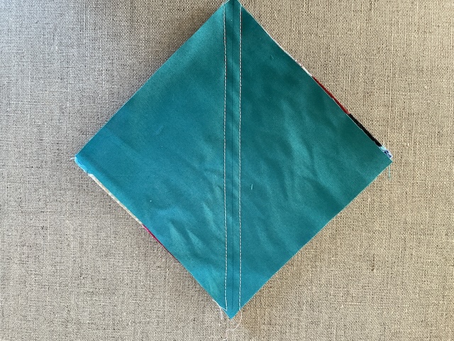 Stribet trekanter i Rønne Restetæppe