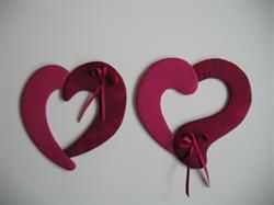 Skæve hjerter mønster rød