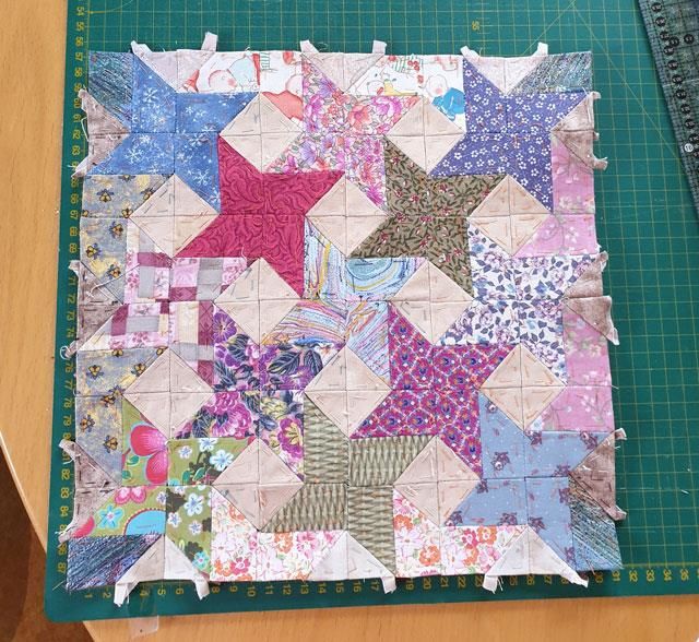 Åses mini quilt til HANNES patchwork