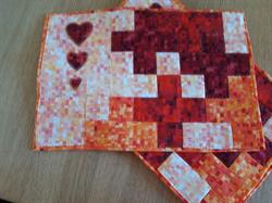 Dinnas udgave af HANNES patchwork forårsleg.Dinnas udgave af HANNES patchwork forårsleg.