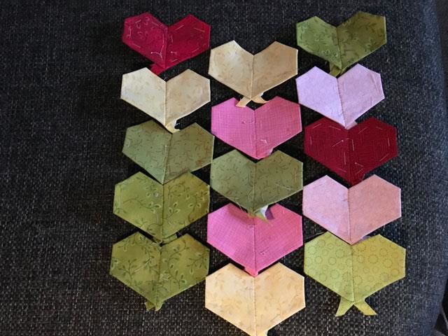 Hjerter i trængsel oplægning - Gratis mønster fra HANNES patchwork