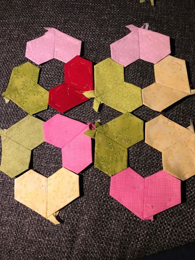 Hjerter i trængsel oplægning - Gratis mønster fra HANNES patchwork