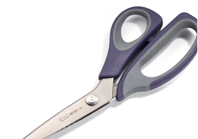 Takkesaks 21 cm fra Kai N5350