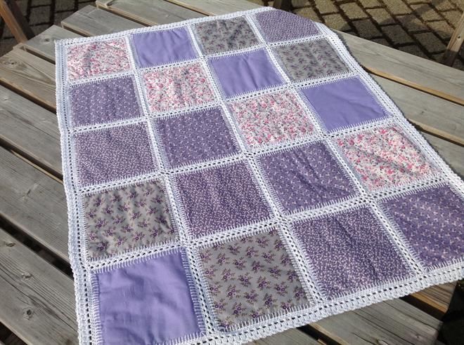 Lilians patchwork tæppe hæklet