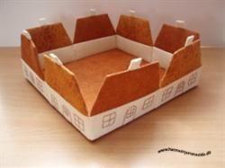 Servietkurv Med Små Huse mønster