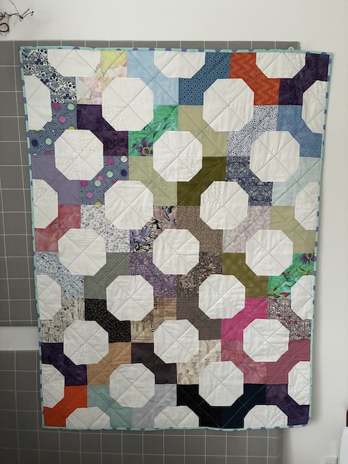 Helles udgave af Skjern tæppet - syet af rester