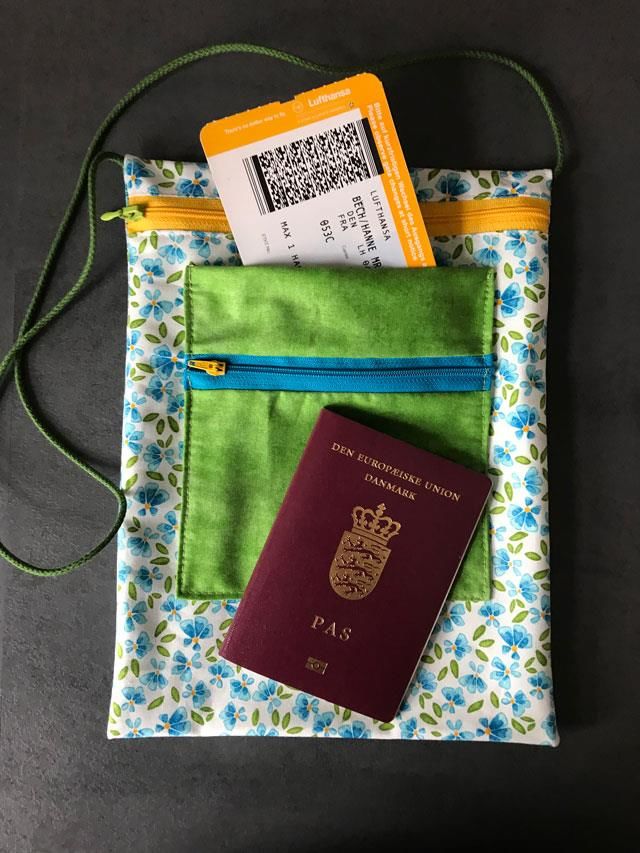 Ulempe Forventning Jernbanestation Gratis sy nemt taske til pas og billetter-Trin for trin DIY