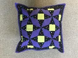 Stine Pude med kanter mønster